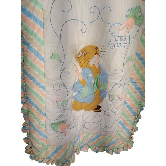 Peter Rabbit Baby Quilt With Ruffled Edges & Embroidered Design Blanket, Beatrix - Picture 5 of 8